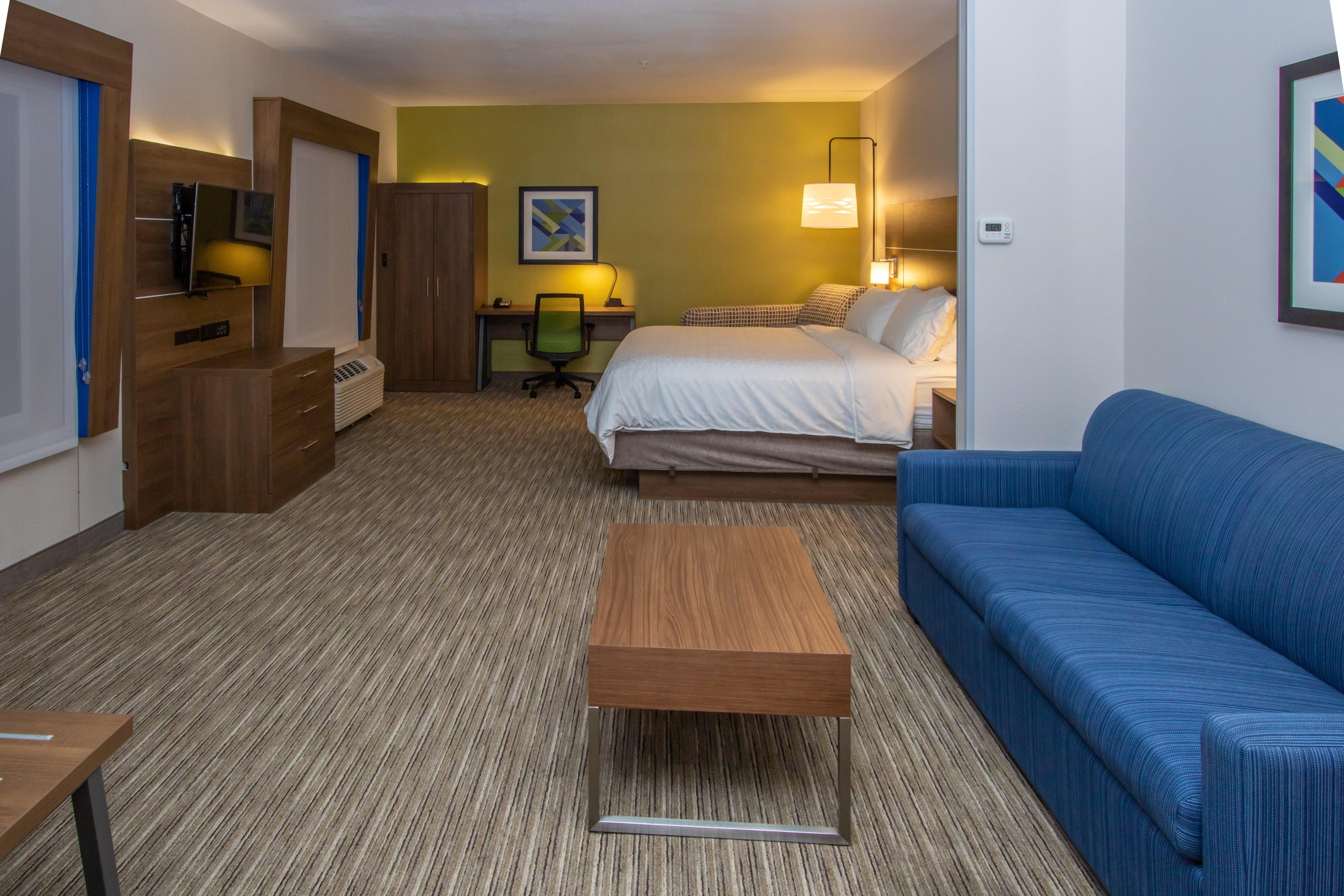 Holiday Inn Express Hotel & Suites Roseville - Galleria Area, An Ihg Hotel Εξωτερικό φωτογραφία