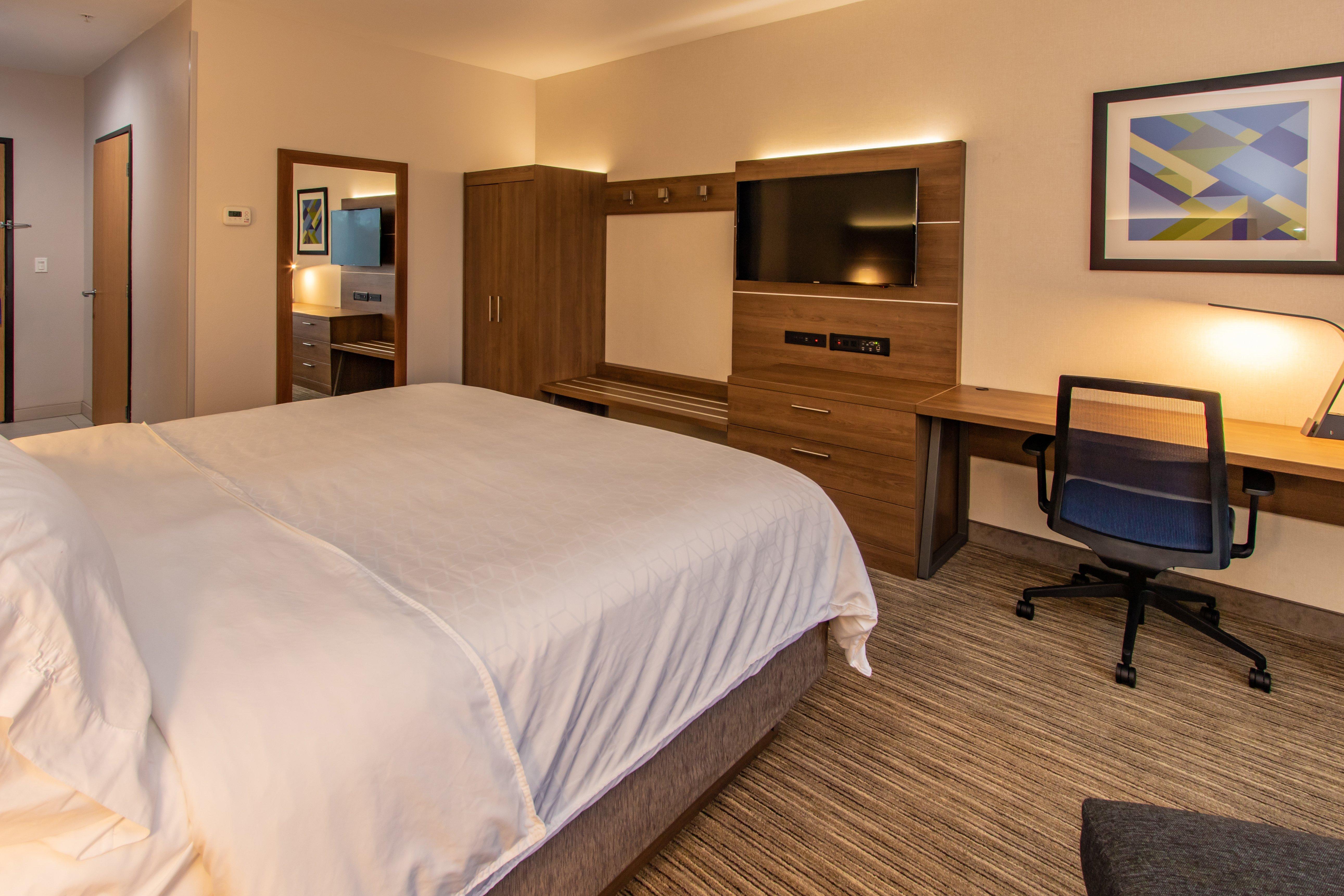 Holiday Inn Express Hotel & Suites Roseville - Galleria Area, An Ihg Hotel Εξωτερικό φωτογραφία