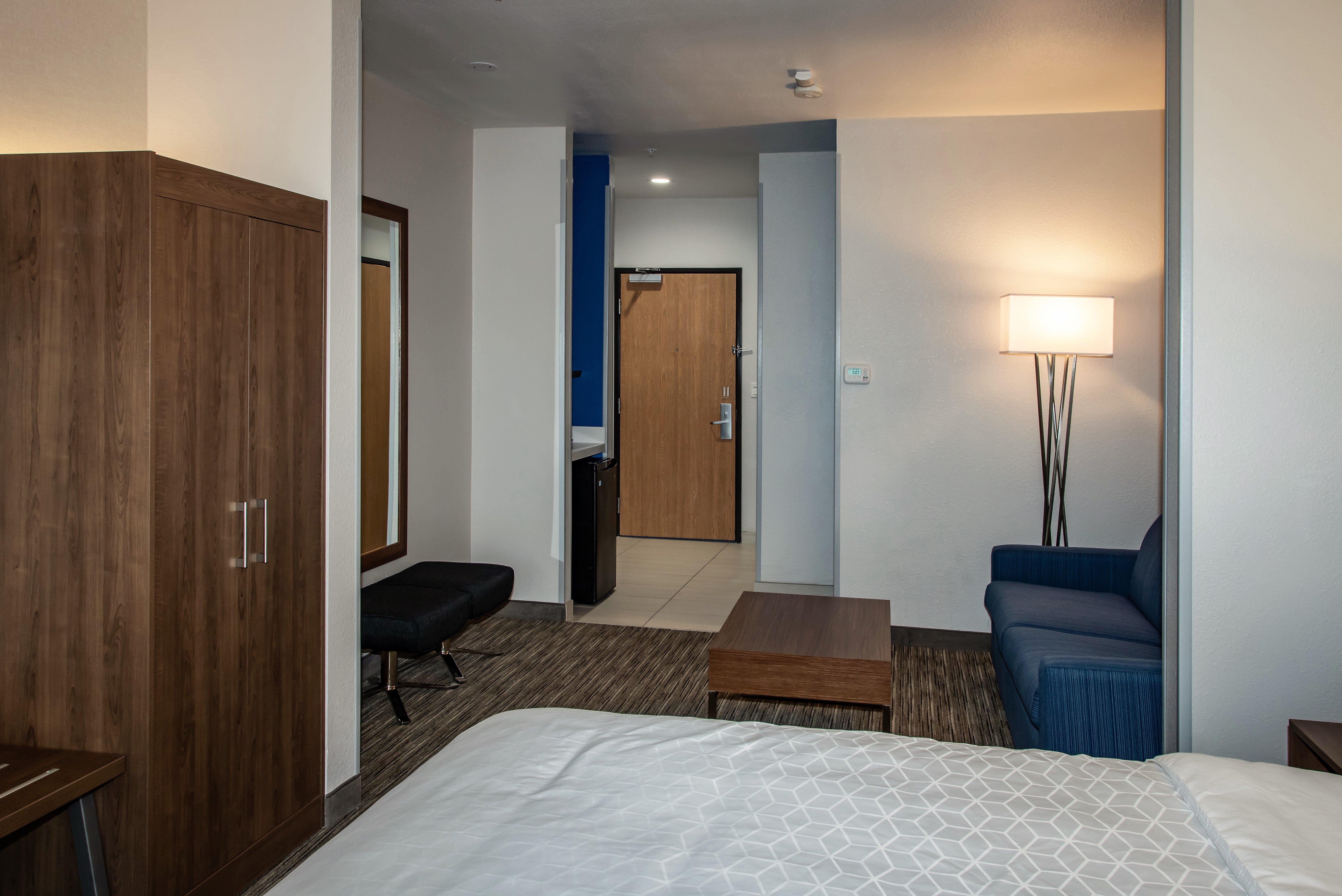 Holiday Inn Express Hotel & Suites Roseville - Galleria Area, An Ihg Hotel Εξωτερικό φωτογραφία