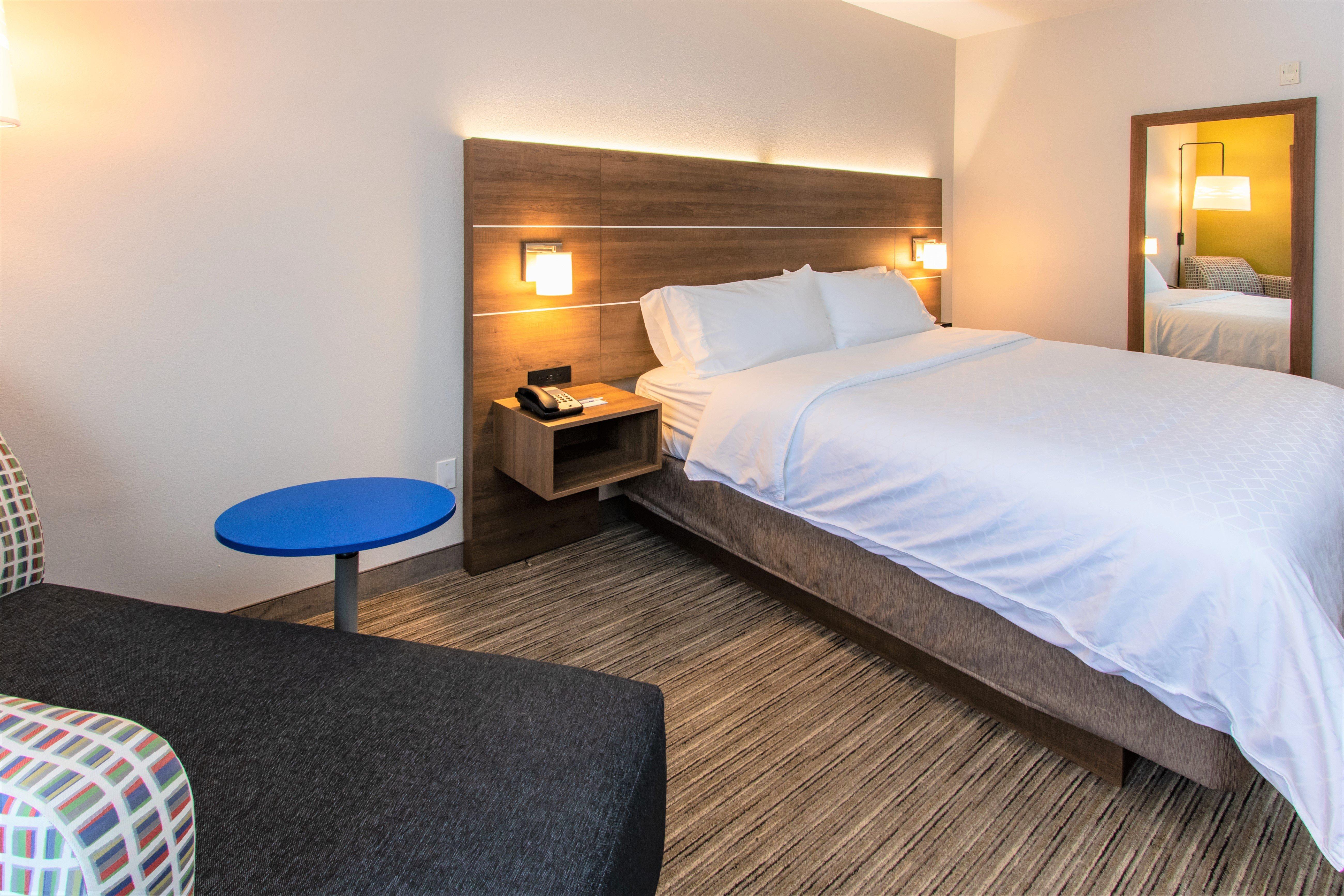 Holiday Inn Express Hotel & Suites Roseville - Galleria Area, An Ihg Hotel Εξωτερικό φωτογραφία