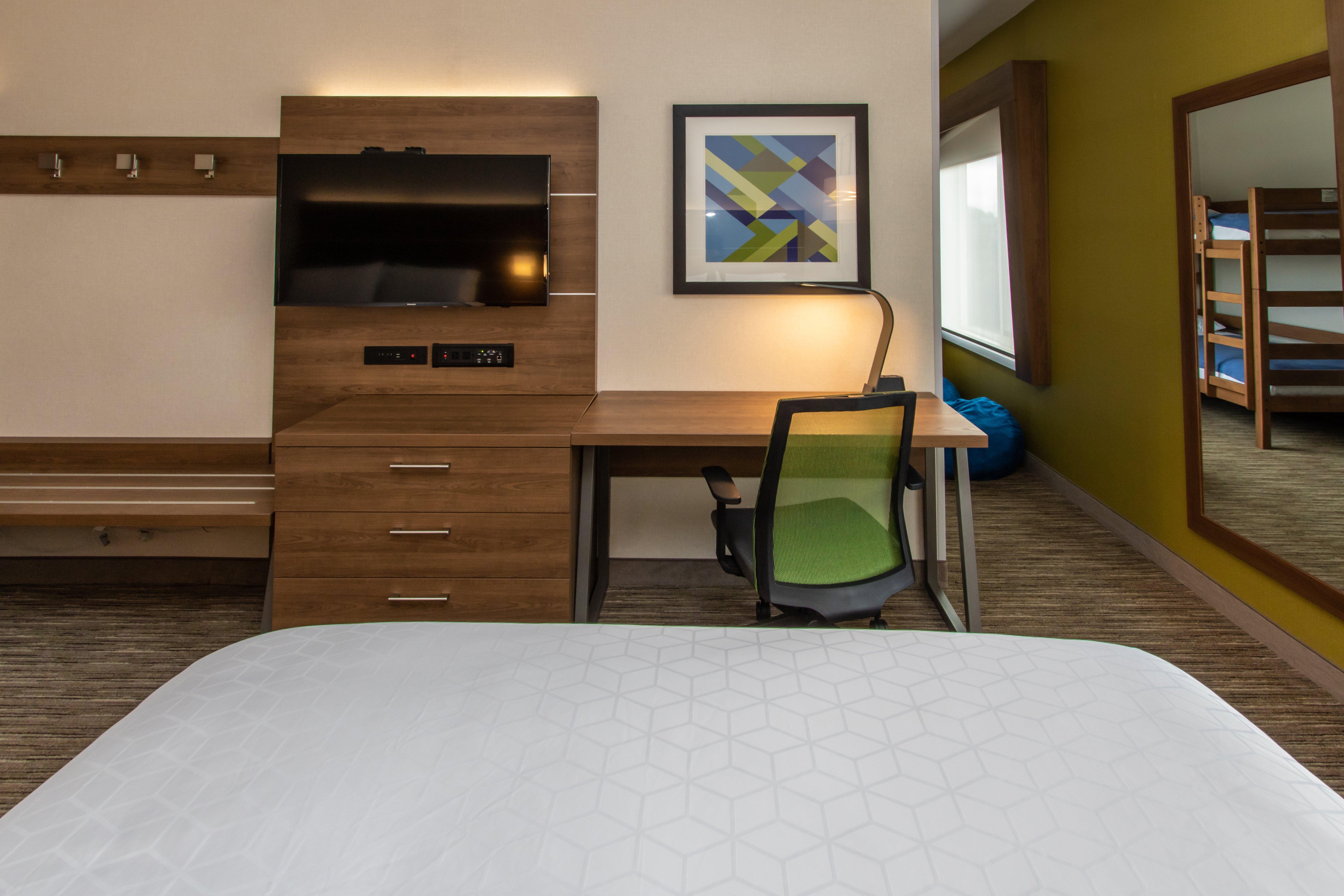 Holiday Inn Express Hotel & Suites Roseville - Galleria Area, An Ihg Hotel Εξωτερικό φωτογραφία