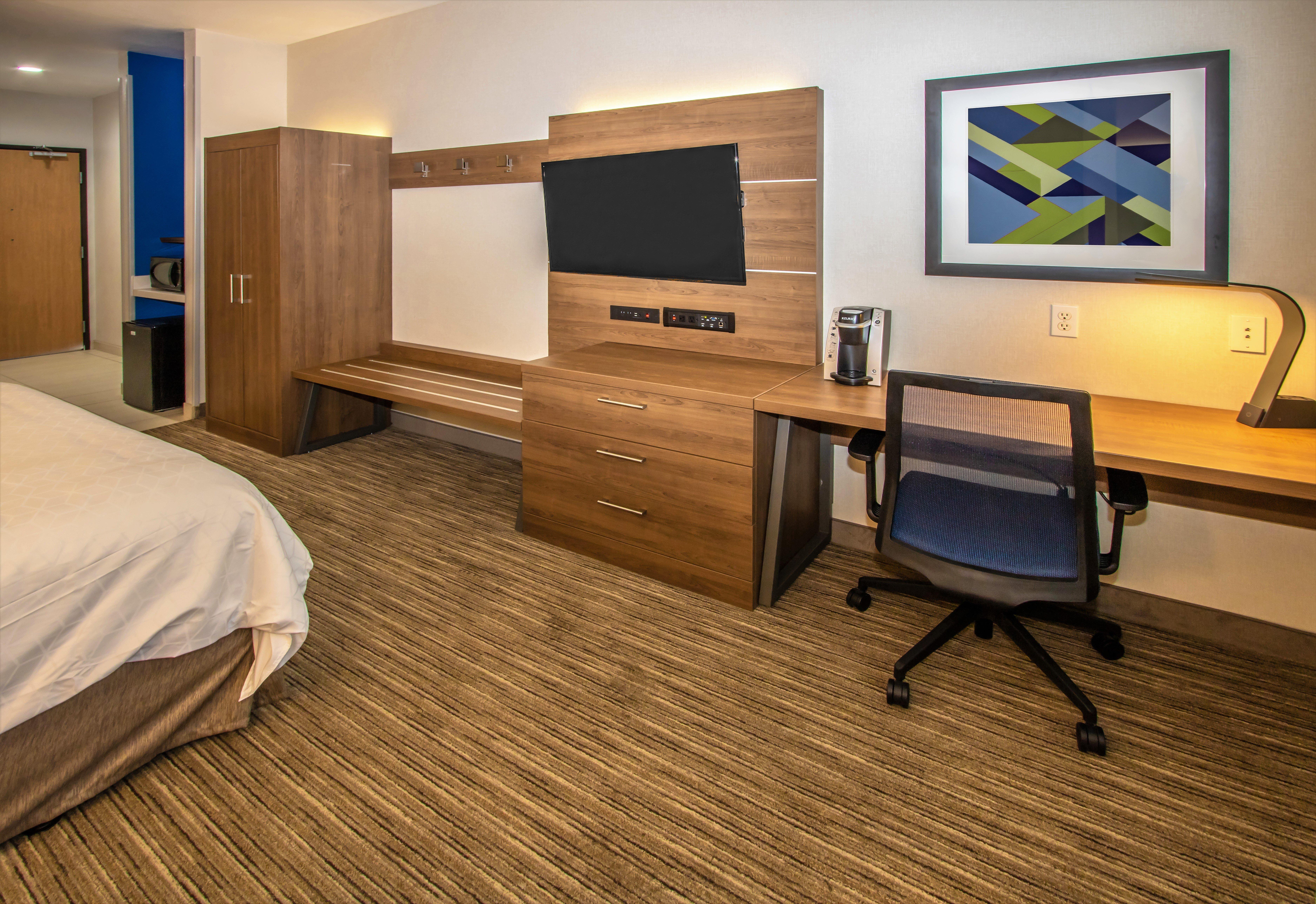 Holiday Inn Express Hotel & Suites Roseville - Galleria Area, An Ihg Hotel Εξωτερικό φωτογραφία